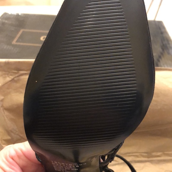 VINTAGE SUEDE LACE UP PUMPS by Colin Stuart - Picture 6 of 15